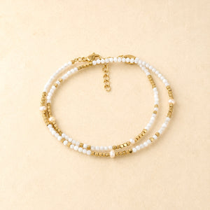 Delicate Gemstone Bracelet in Pearl /Gold