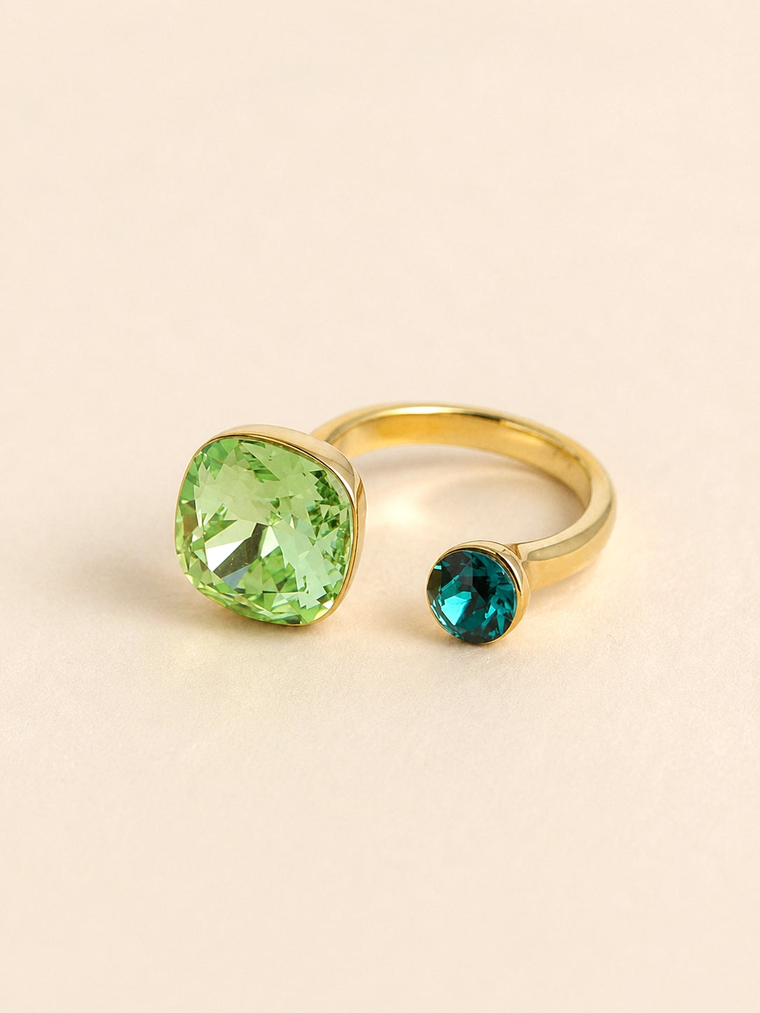 Irena Ring / 2 Swarovski Stones