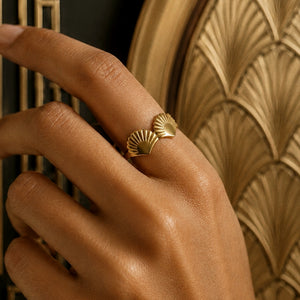 Golden Era Ring in Gold