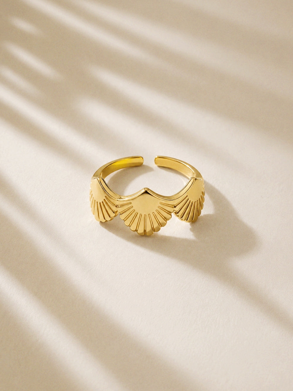 Golden Era Ring in Gold