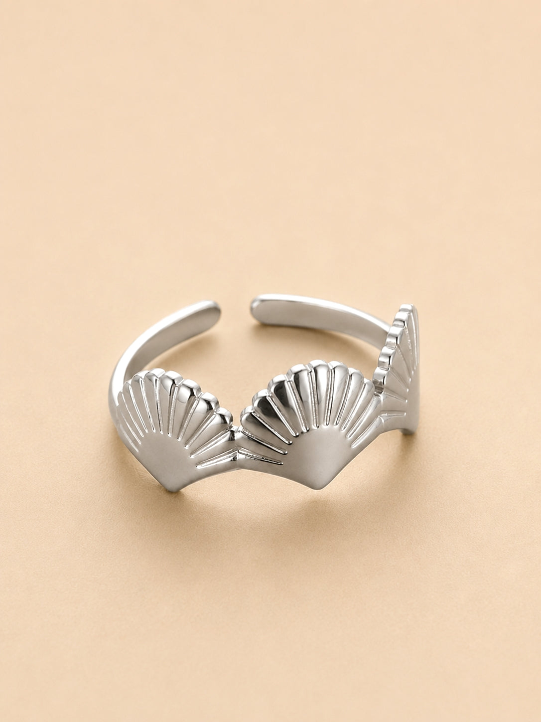 Golden Era Ring in Silver