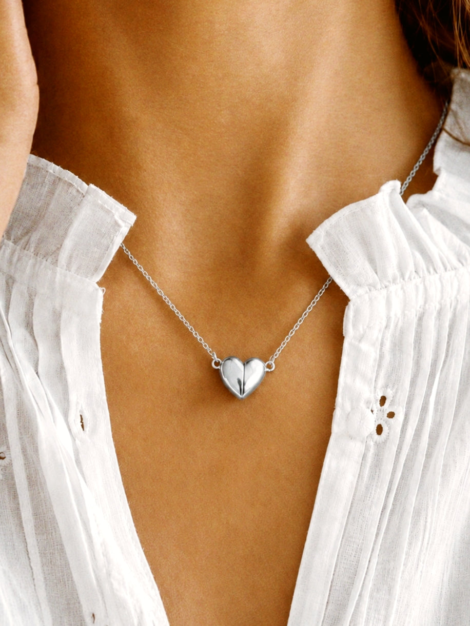 Atlas Magnetic Heart Necklace in Silver