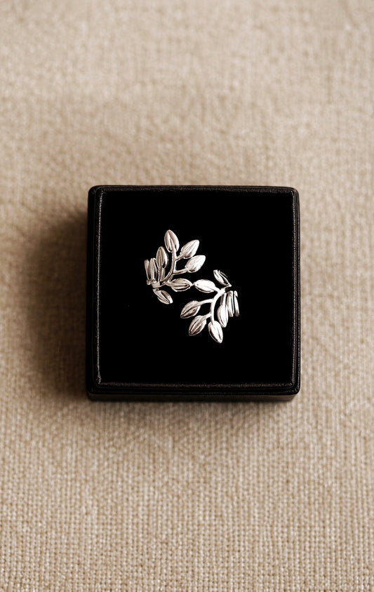 Front Open Branch Ring in Silver