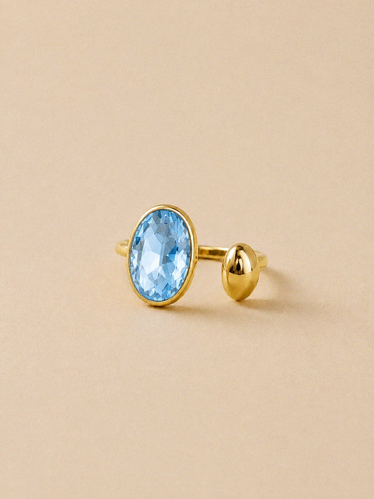 Ice Esme Ring with large Crystal