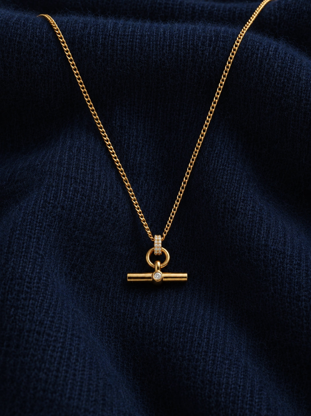 Timeless Bar Necklace in Gold
