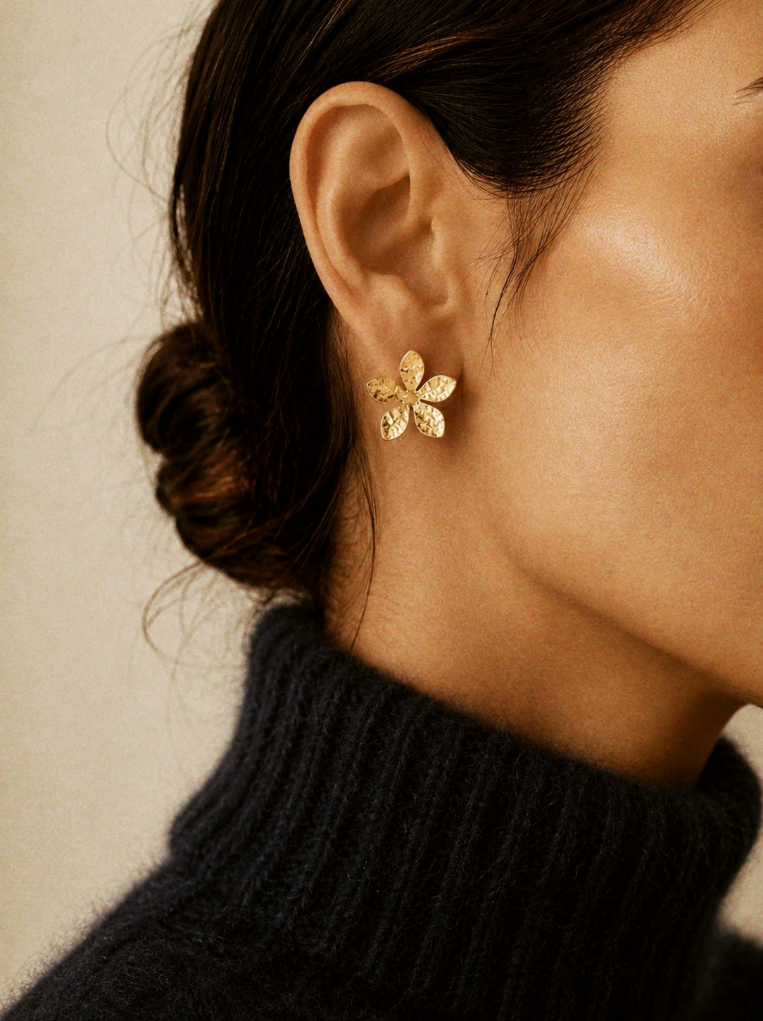 Melania Flower Earrings