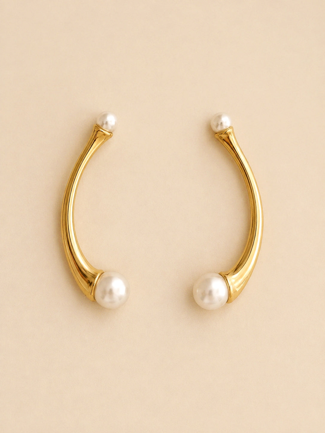 Zoelle Pearl Earrings