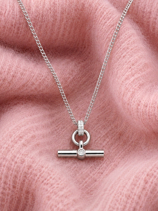Timeless Bar Necklace in Silver