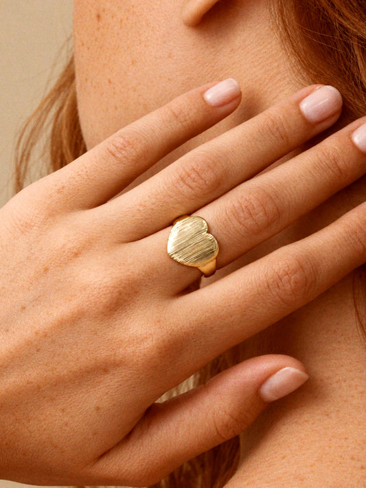 Beautiful Textured Heart Ring