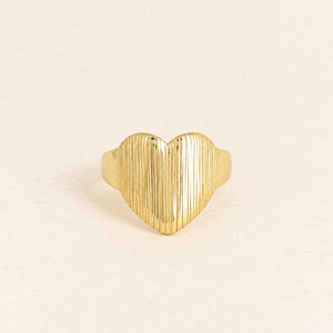 Beautiful Textured Heart Ring