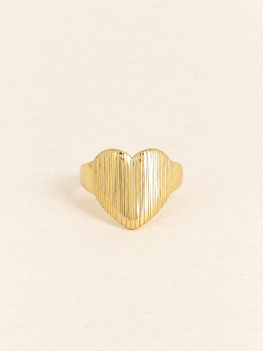 Beautiful Textured Heart Ring