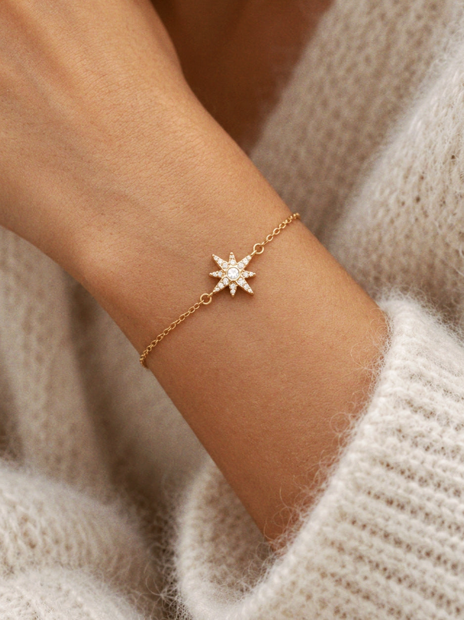 Felicity Star Bracelet Gold