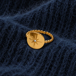 Felicity Star Ring in Gold
