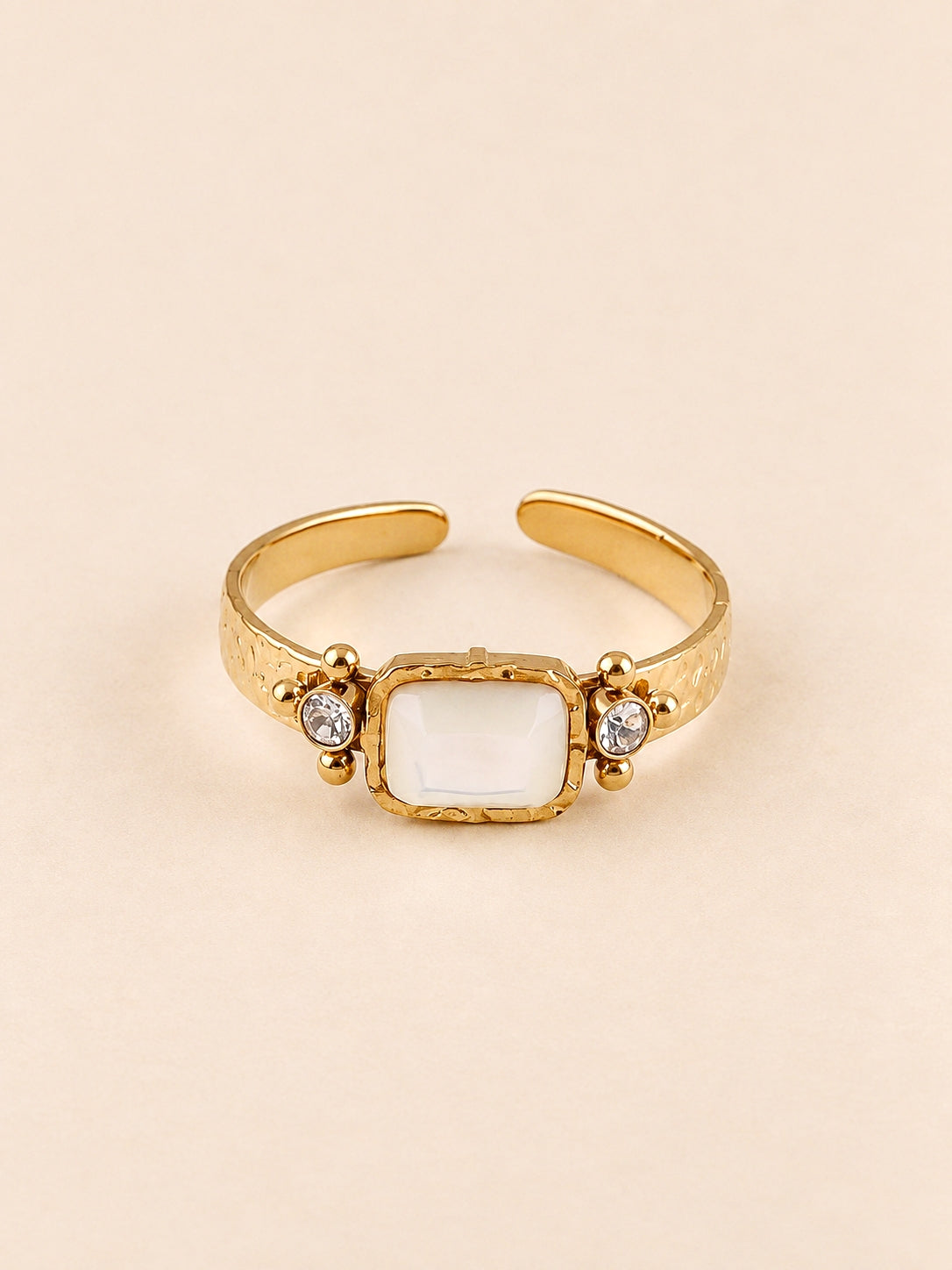 Sally Quartz Ring