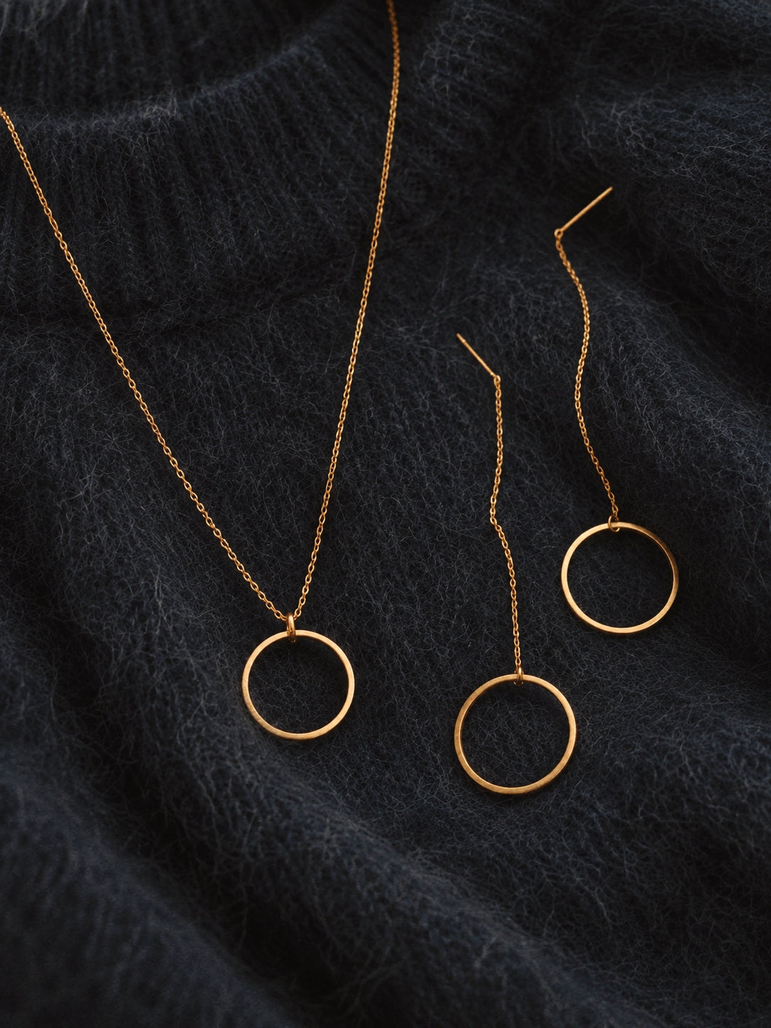 Luna Set in Gold