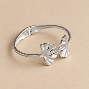 Special Ginkgo Leaf Design Bangle in Silver