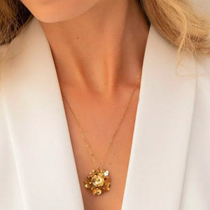 Beautiful Flower Necklace