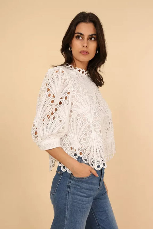 Daisy lace top