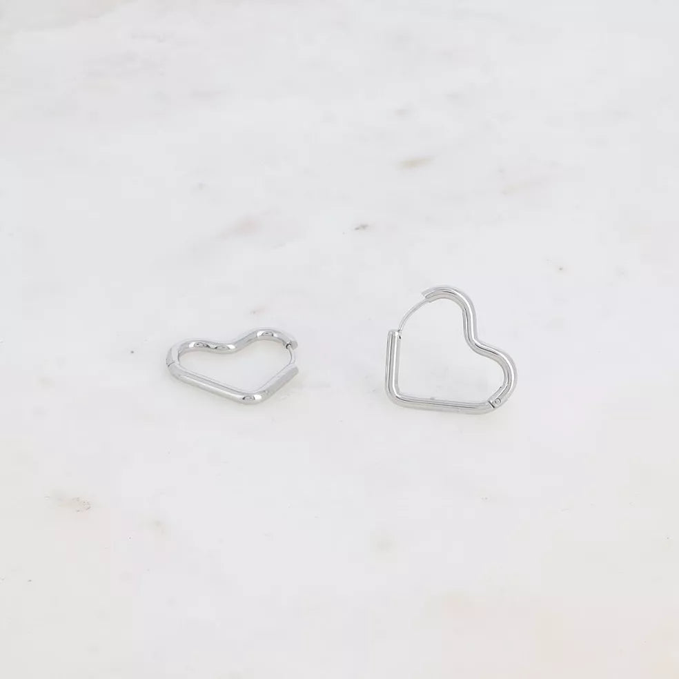 Amélie Heart Earrings in Silver