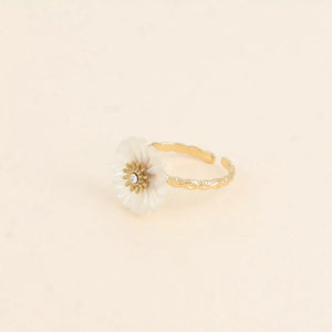 Linda Adjustable Floral Ring