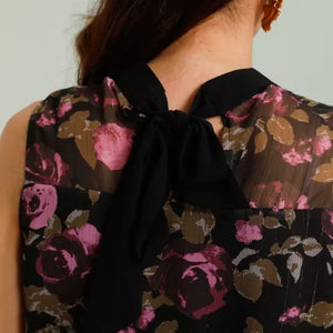 Romantic top with purple rose pattern