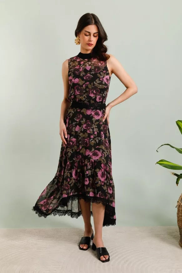 Romantic skirt with purple rose pattern