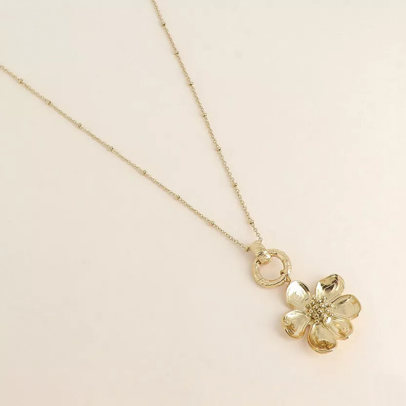 Linda Flower Necklace