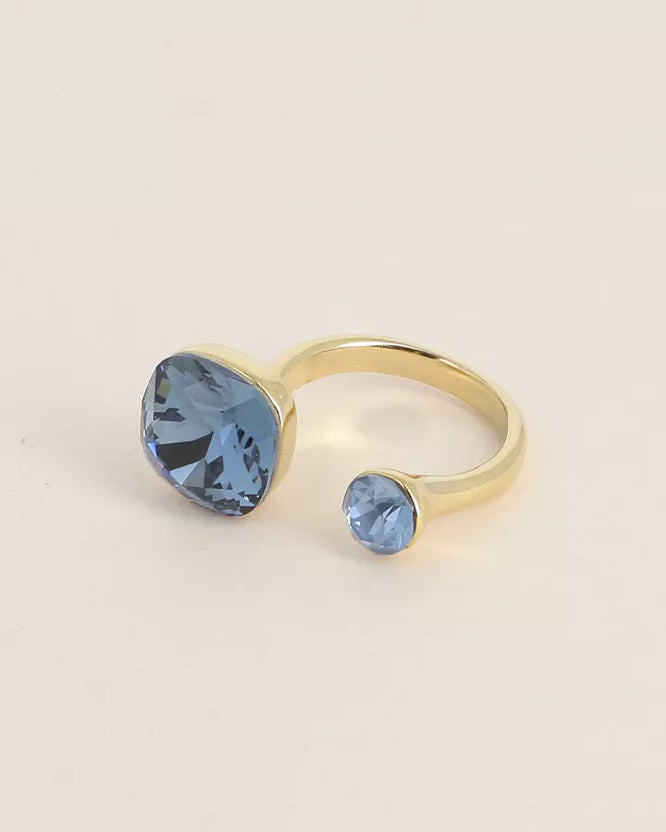 Colette d'Azur Swarovski Ring