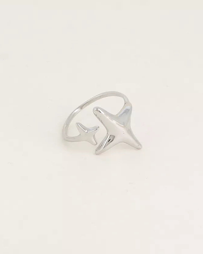 Lyra Open Star Ring in Silver