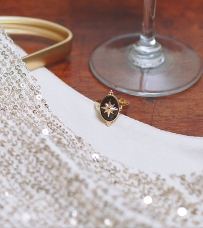 Vivienne Star Ring in Gold