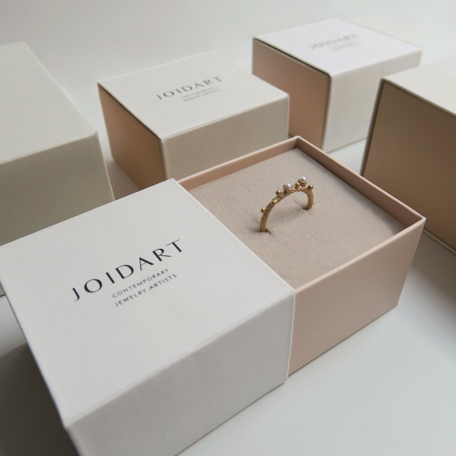 Golden Ring Guspira
