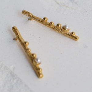 Guspira Golden Earrings