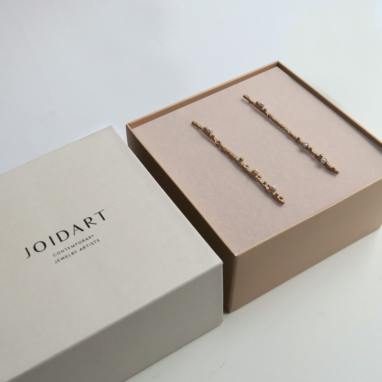 Long Golden Earrings Guspira