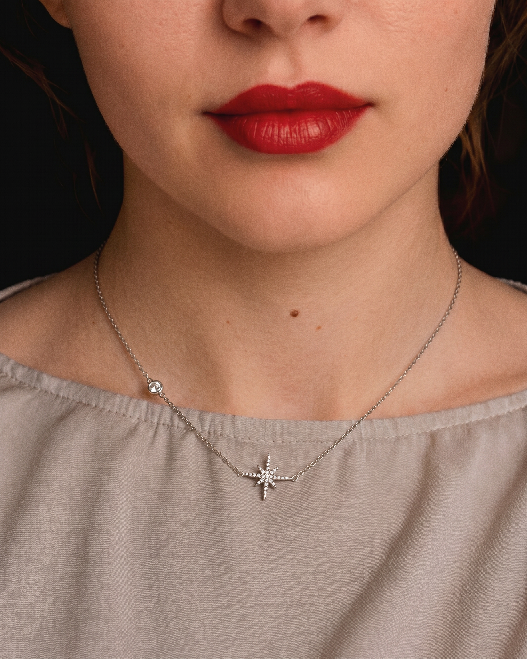 Delicate Zirconia Star Necklace in Silver