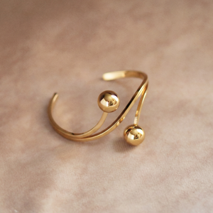 Laura Ball Bangle in Gold