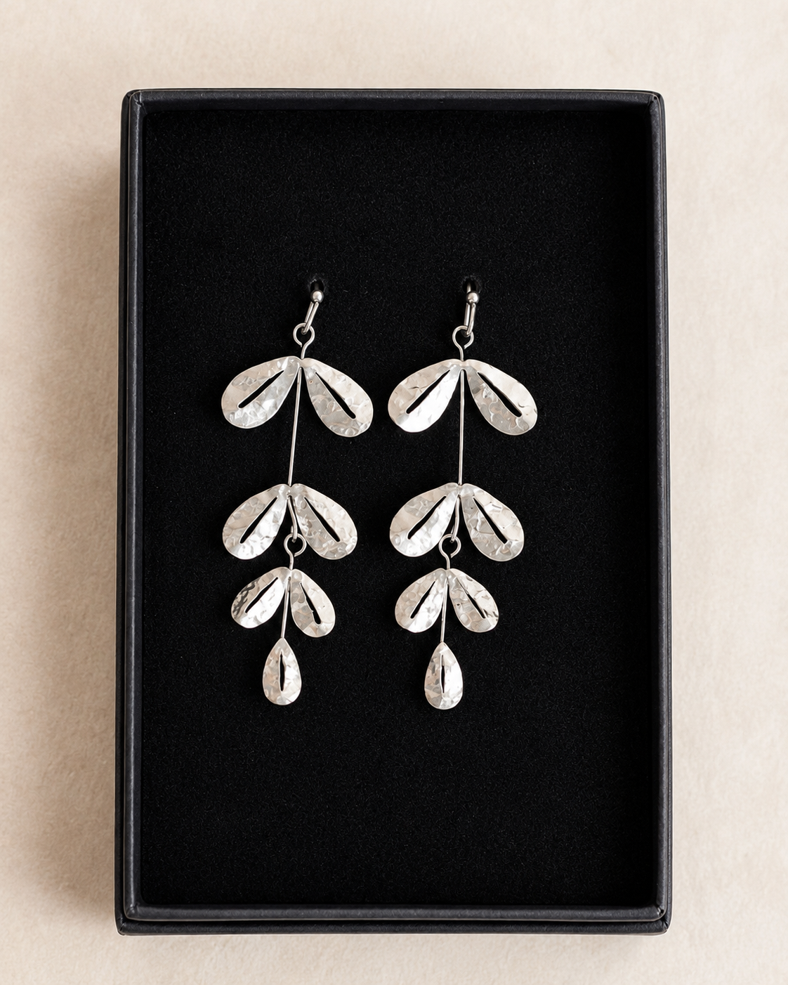 Anett Earrings in Silver