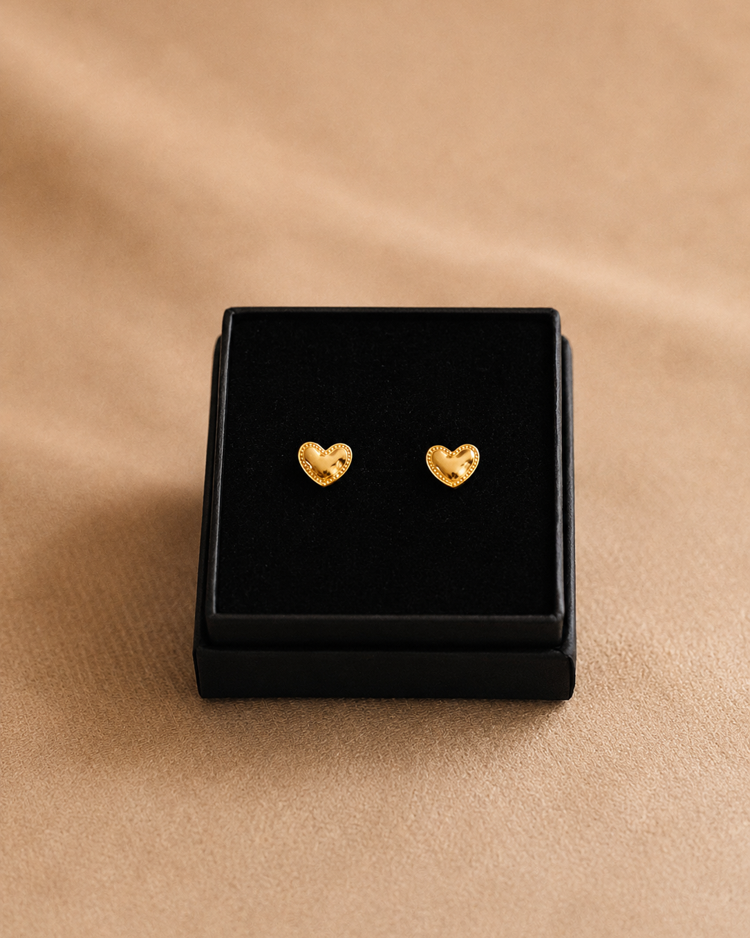 Little Heart Stud Earrings in Gold I