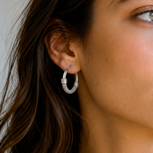 Mona Earrings in Silver