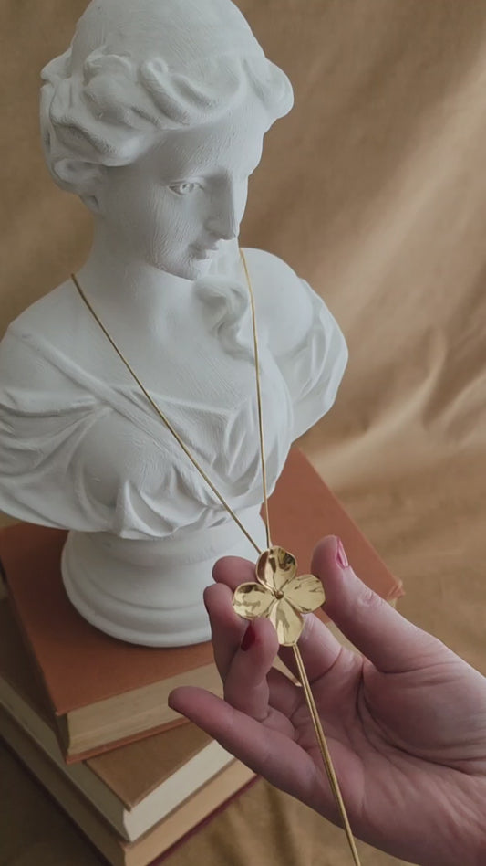 Adjustable Flower Necklace