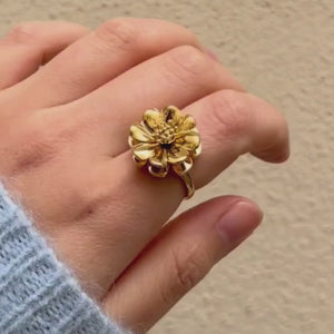 Blossom Unique Spinner Ring