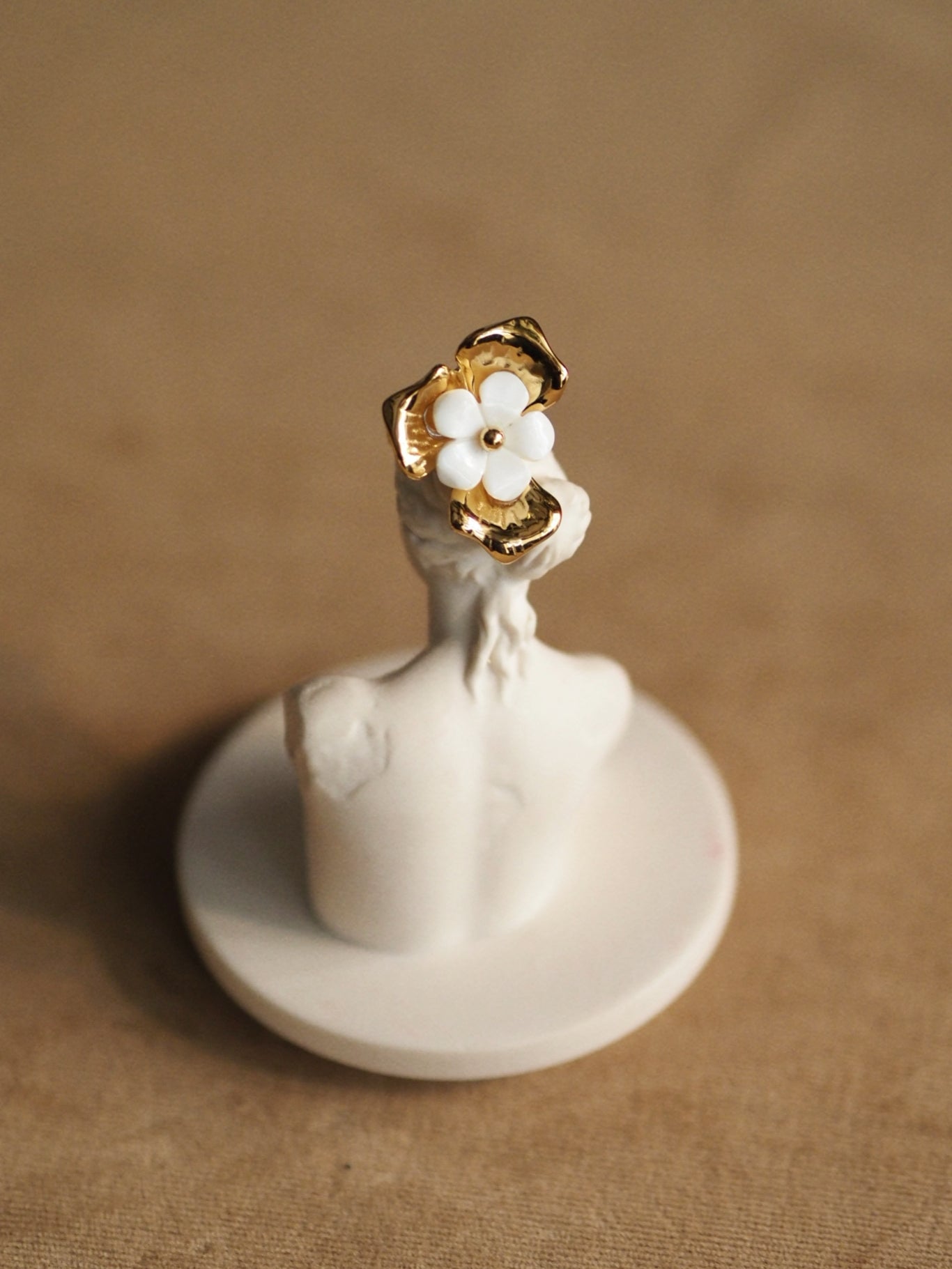 Elisabeth Floral Ring