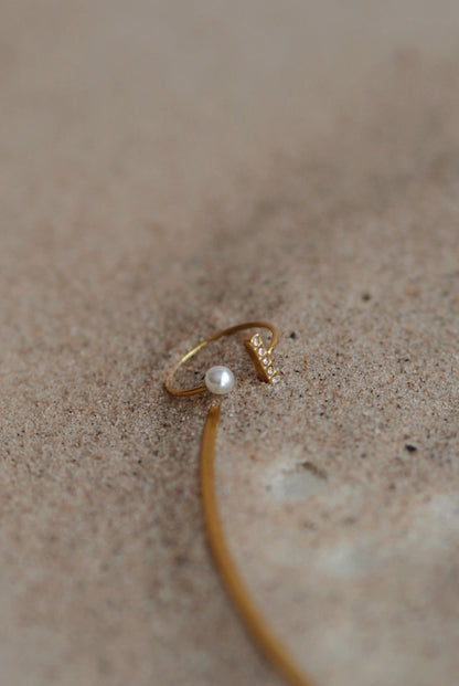 Zena Pearl Ring