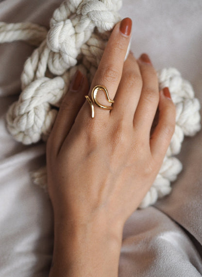 Lucienne Smooth Snake Ring