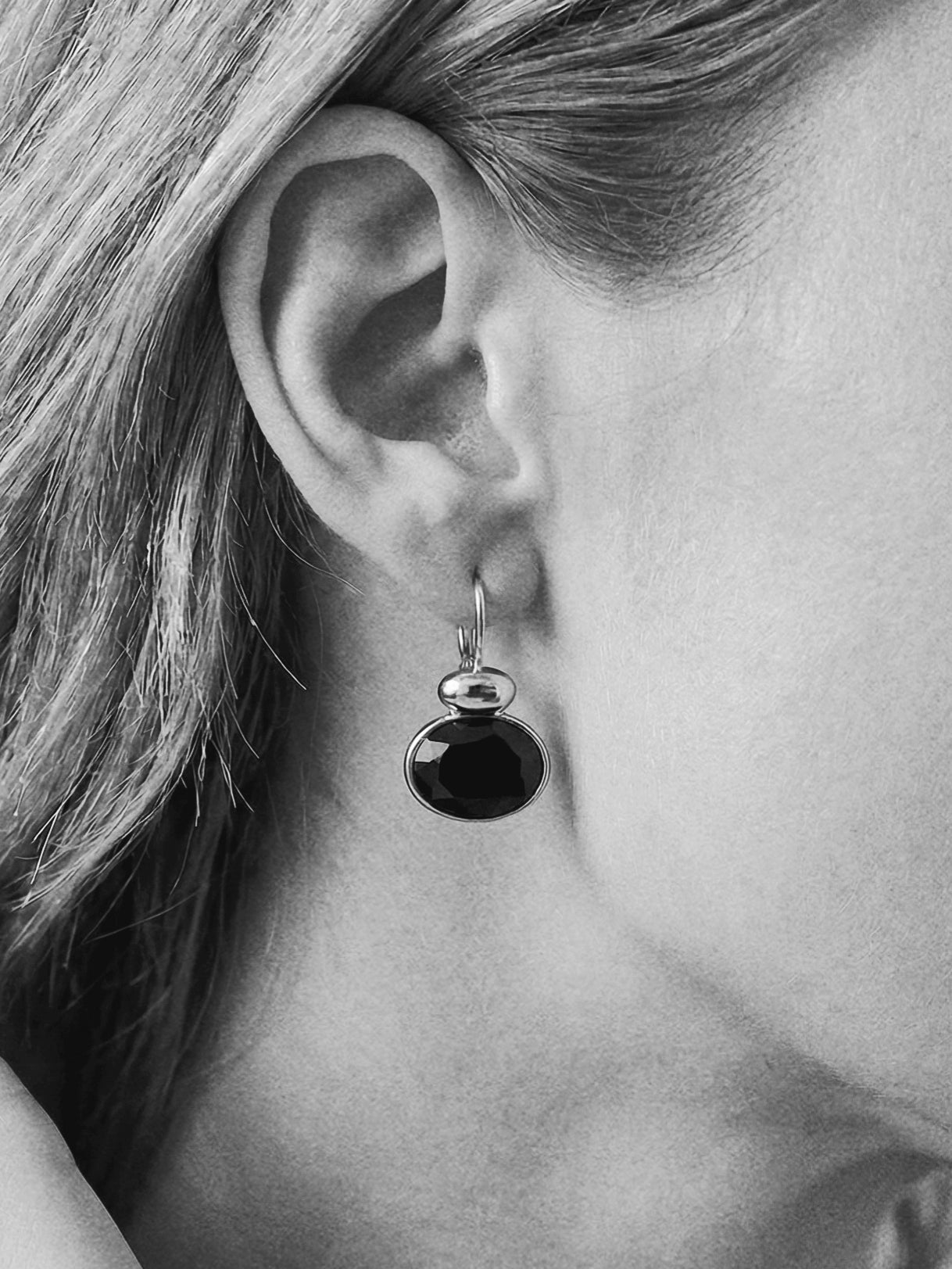 Timeless Swarovski Stone Hoops / Purple