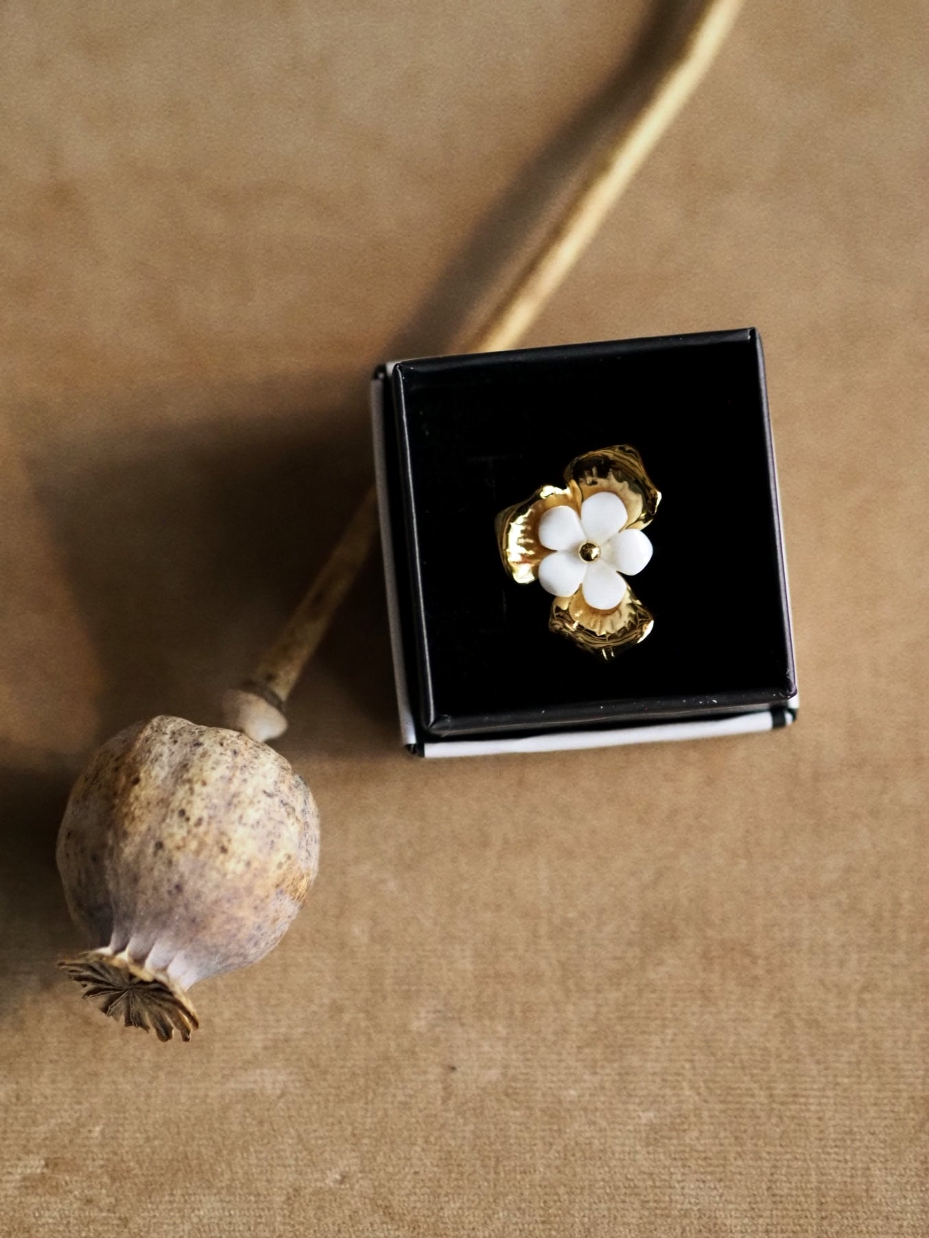 Elisabeth Floral Ring