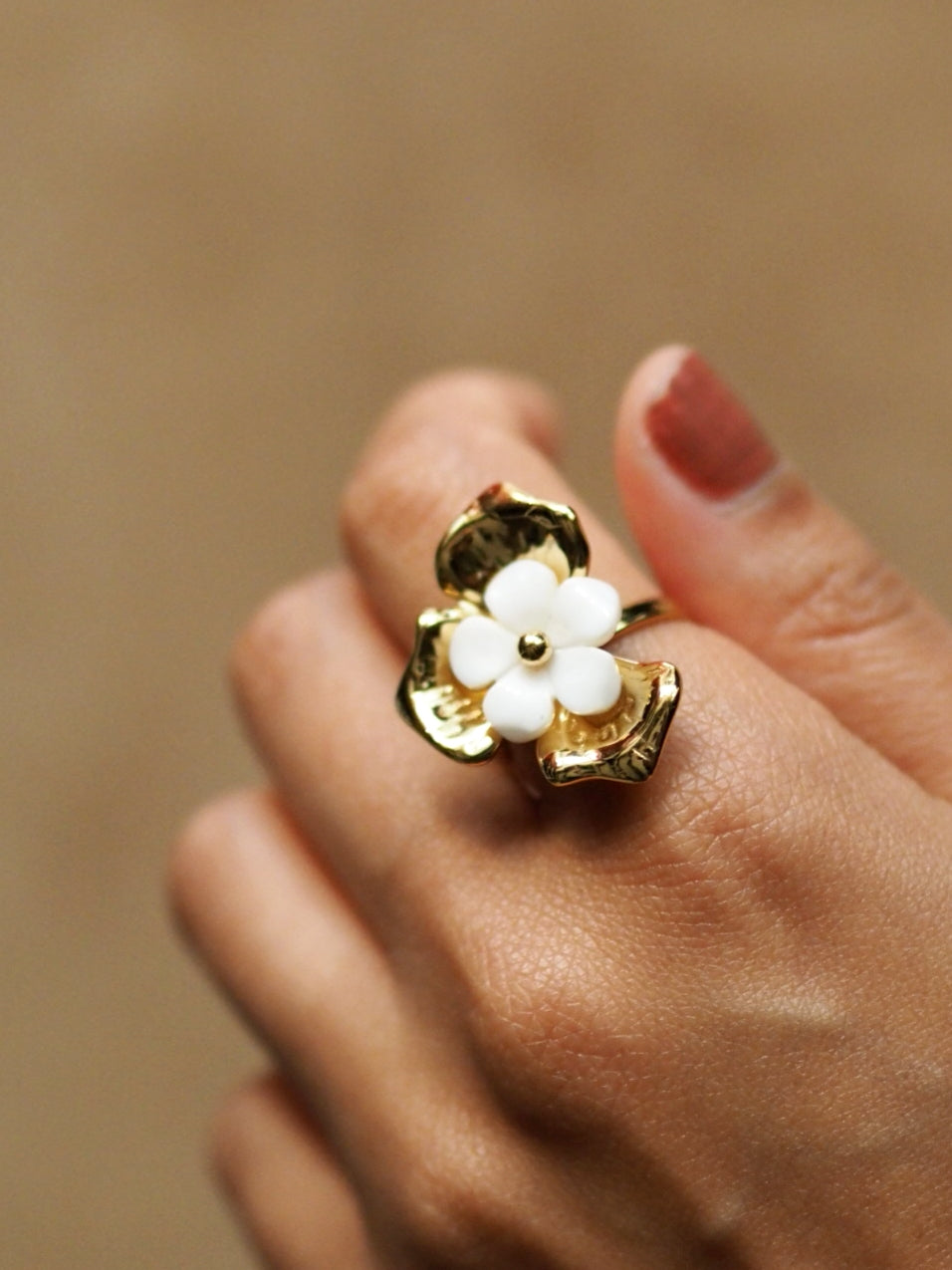 Elisabeth Floral Ring
