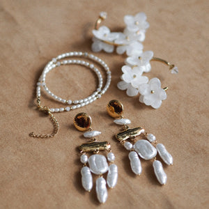 Nina lightweight Statement Earrings