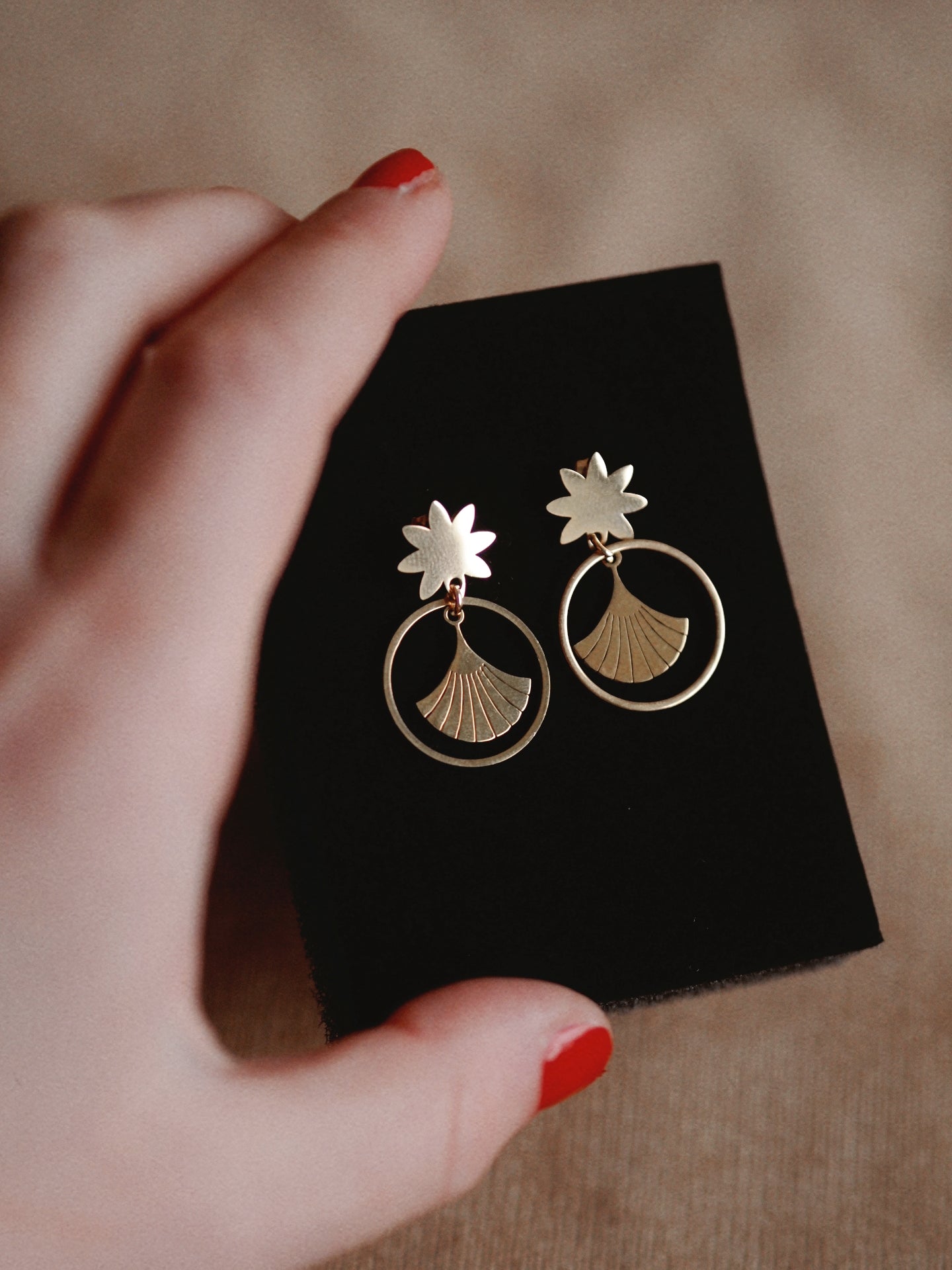 Andrea Atlas Fan Earrings