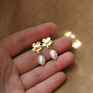 Atlas Limited Pearl & Flower Edition