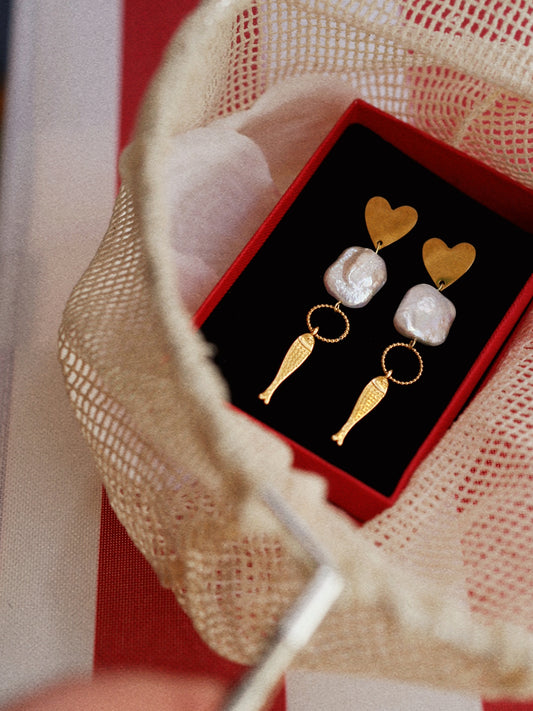 Summer Catch Statement Earrings / N°1
